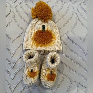 Little me hat and booties